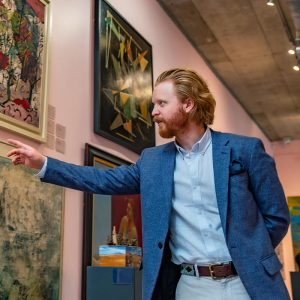 Dr Alistair Meredith